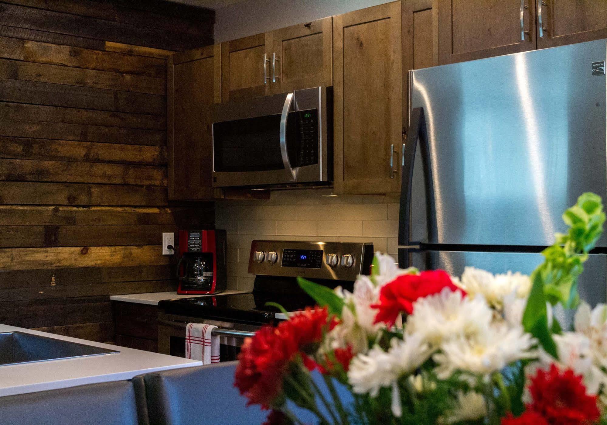 Lake Placid Inn: Residences Екстер'єр фото